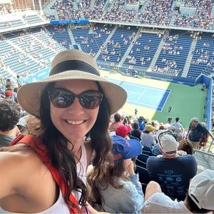 Meet your Posher, Kimberly